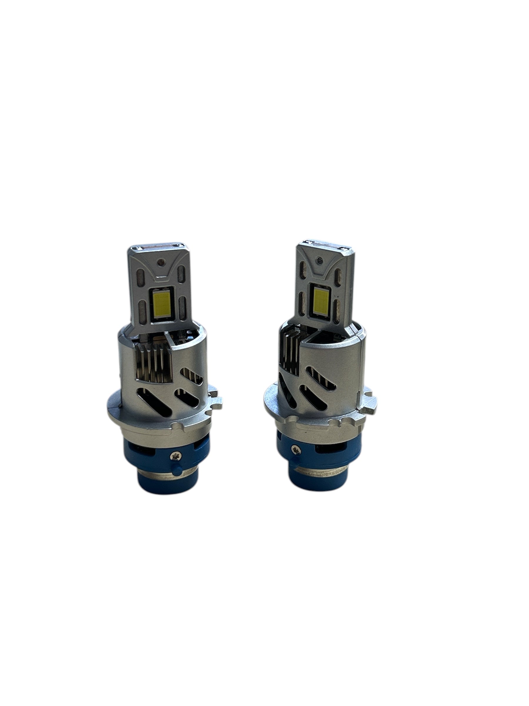 Set Becuri LED D4S cu Lupă 1:1 120W 20000 Lumeni 6500K DC 12V – Fără Eroare Canbus